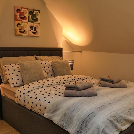 Top Floor Apartment In Islington Londra Exterior foto