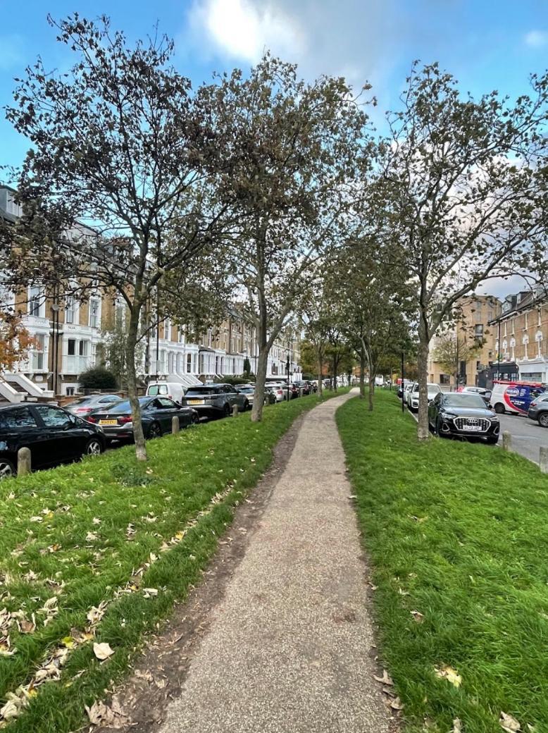 Top Floor Apartment In Islington Londra Exterior foto