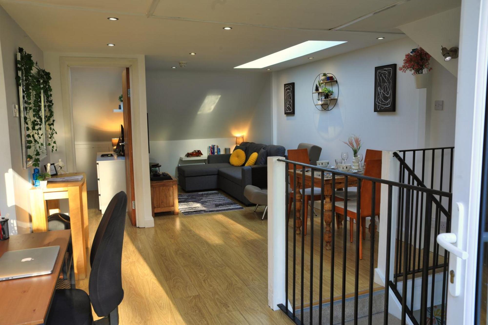 Top Floor Apartment In Islington Londra Exterior foto